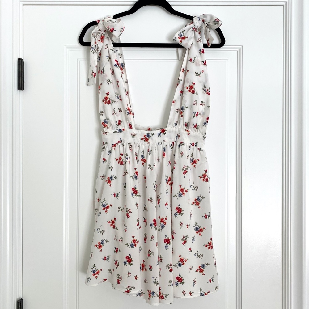 Forever 21 Self-Tie Ditsy Floral Dress - Picture 6 of 12